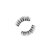 Load image into Gallery viewer, Foxy 3D Mink Lashes - MiamiMami.Co

